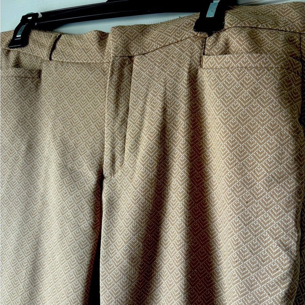 Geometric Khaki & White Sloan Curvy Banana Republic Pants
